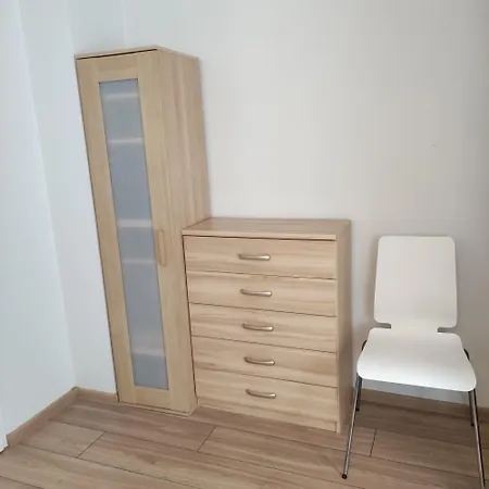 Kwatera prywatna 1 *